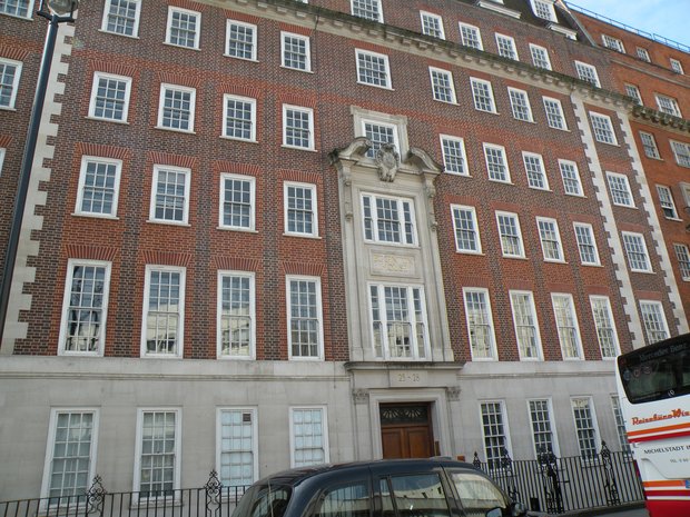  Eggington House, 25-28 Buckingham Gate
